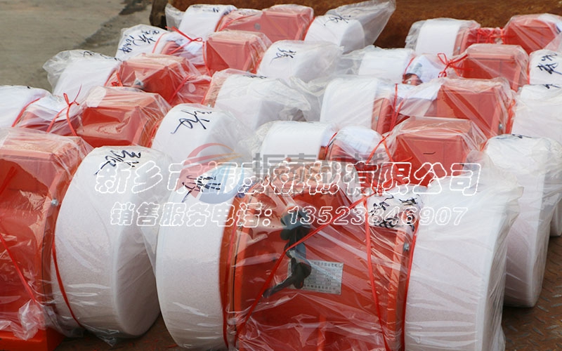 長沙振動(dòng)電機(jī)YZU-10-6型已發(fā)貨