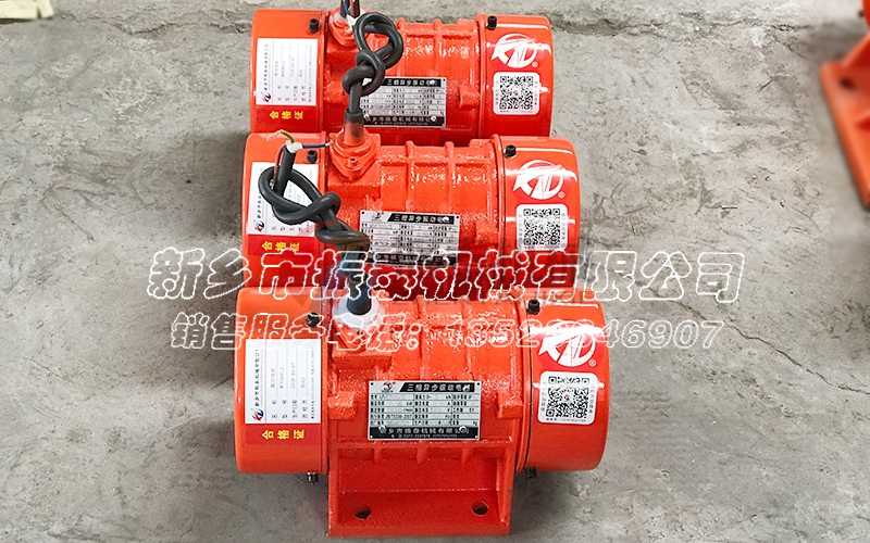 南寧震動(dòng)電機(jī)YZU-75-4型發(fā)貨