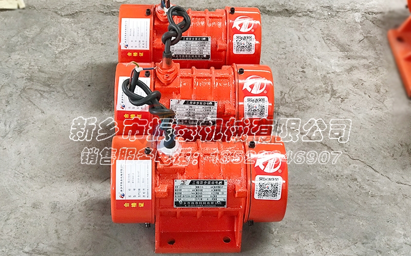 如何調(diào)整振動(dòng)電機(jī)的激振力？