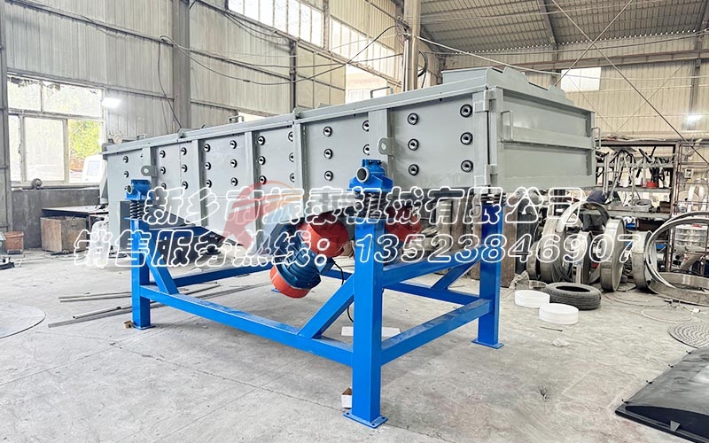振動(dòng)篩電機(jī)選擇指南：4米長振動(dòng)篩配多大振動(dòng)電機(jī)合適？