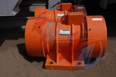 南陽鎮(zhèn)平振動(dòng)電機(jī)VB-1584-W(5臺(tái))已發(fā)出，請姜經(jīng)理注意查收！