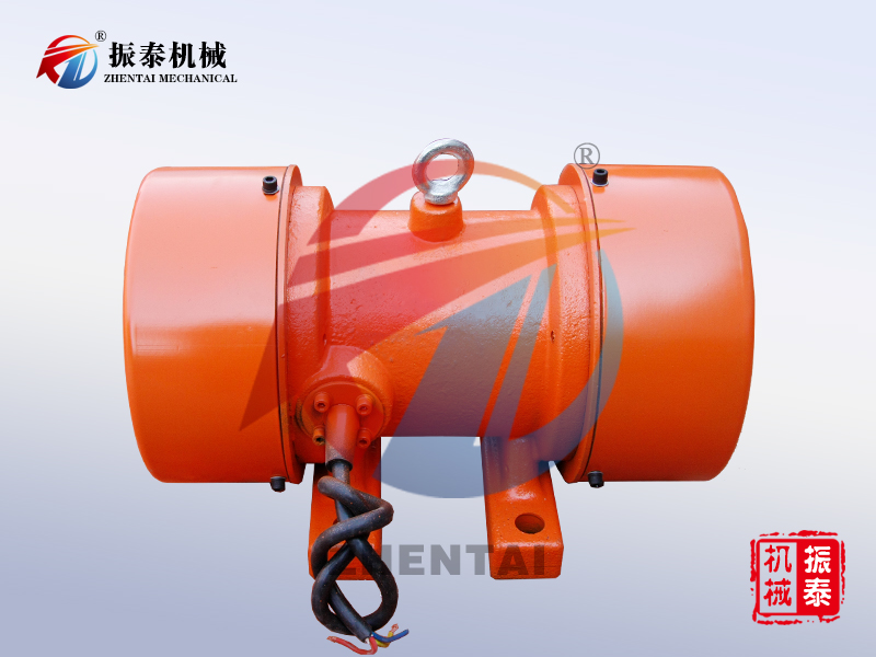 VB-100758-W型振動(dòng)電機(jī)